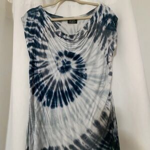 Tryst Navy and White Spiral Tie-Dye Cowl Neck Tank